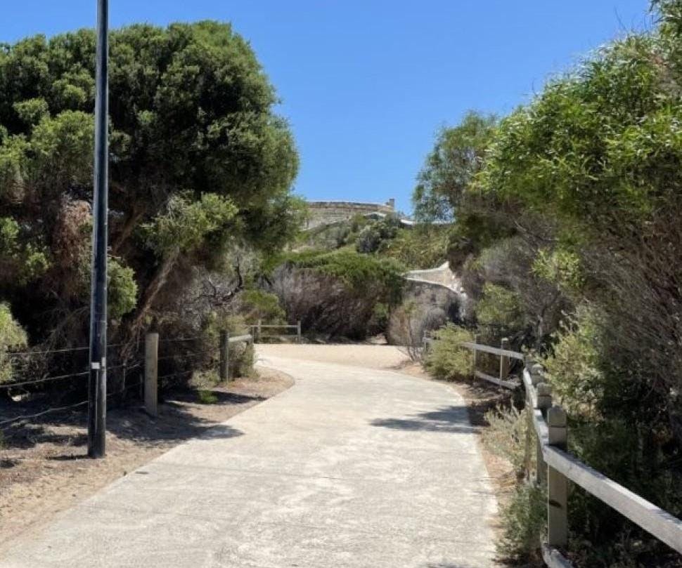 Image of a path in Walyalup 